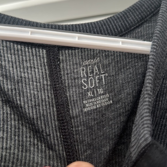 Aerie quarter button top - Picture 2 of 3